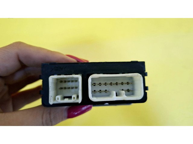 Блок управления 82641-87407 Daihatsu Terios