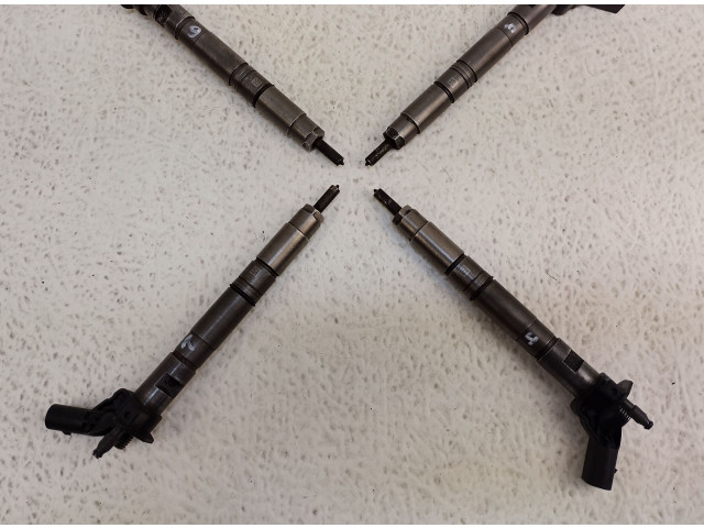 Vstřikovač 059130277AR   Audi Q7 4L    CAS 