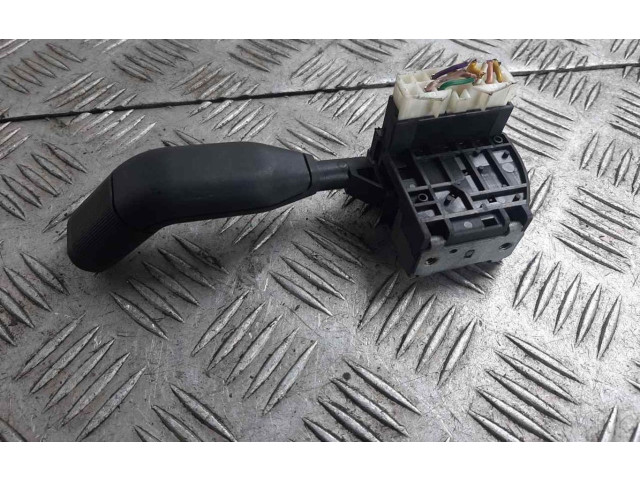 Переключатель дворников 7700803541 Renault Clio I