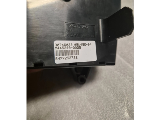 Блок управления климат-контролем 30746022, 05W45E04 Volvo V70