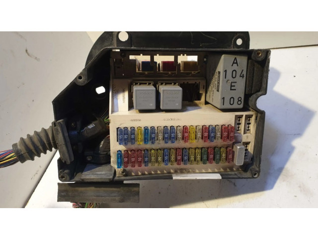 Блок предохранителей  3515123, 6849814   Volvo S70  V70  V70 XC    