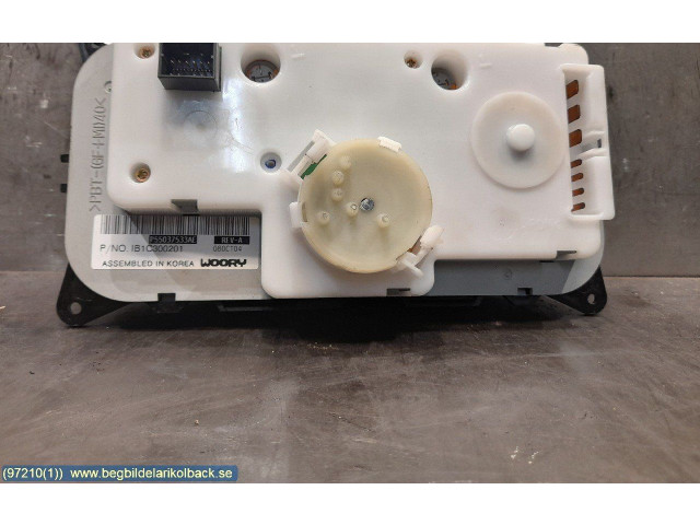 Блок управления климат-контролем    Jeep Cherokee