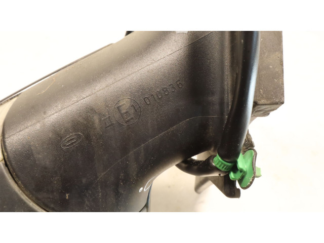 Зеркало электрическое Volkswagen Jetta V 2005 - 2010 года