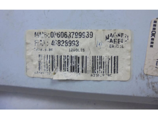 Панель приборов 46828993, 46828993 Fiat Albea