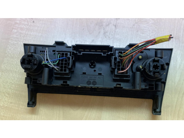 Блок управления климат-контролем 90151, 5JA820045A   Skoda Rapid (NH)