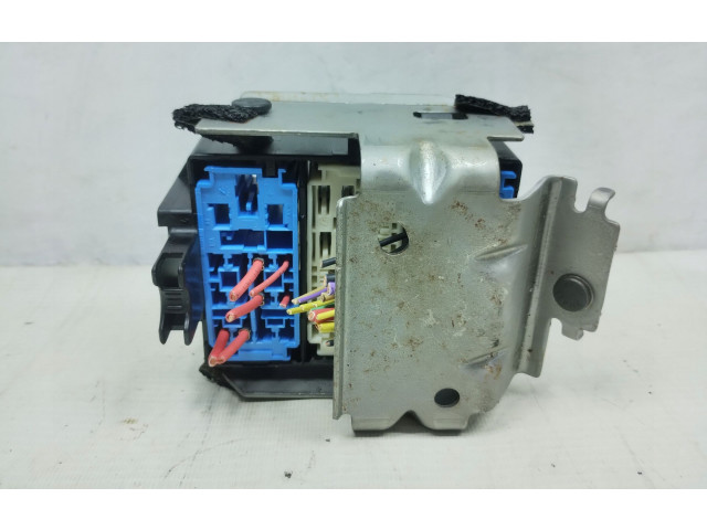 Блок предохранителей  8200003634, 8200003634   Renault Clio III    