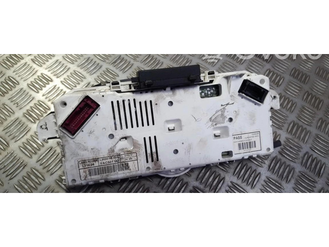 Přístrojová deska Land Rover Freelander 2005 yac501140, lr0018-005