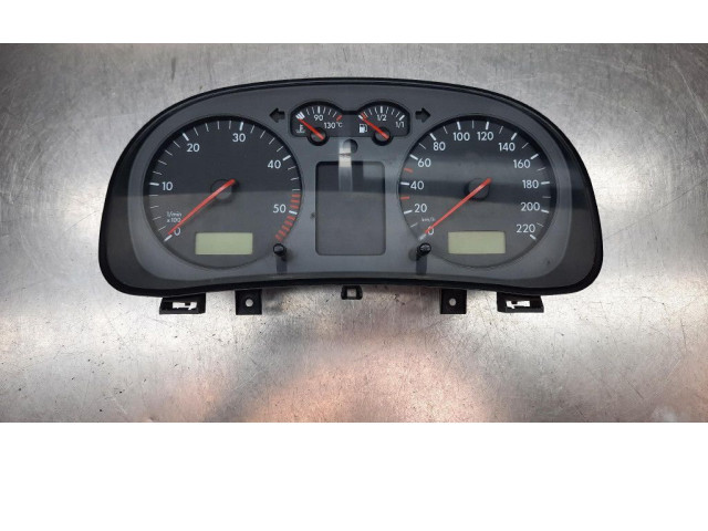 Панель приборов 1J0919860B, 1J0919860B Volkswagen Golf III