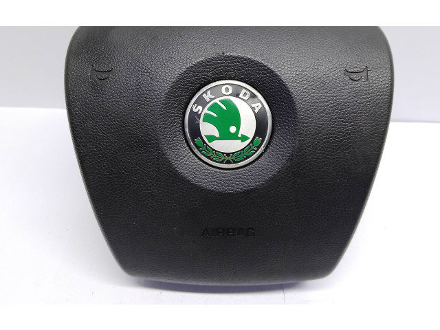 Подушка безопасности водителя 1Z0880201N Skoda Octavia Mk2 (1Z)