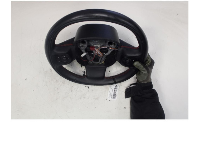 Руль Fiat 500L 2013 - года
