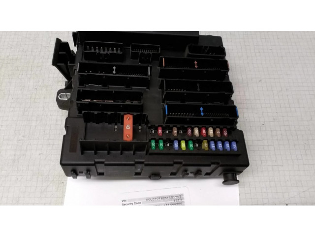 Pojistková skříňka 13205777, 12GX74 Opel Vectra C 2006