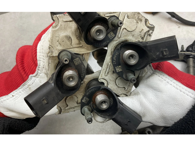 Vstřikovač 16021102929, 0445010685 Audi A6 S6 C6 4F