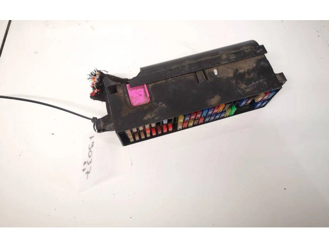 Блок предохранителей 63593576 Skoda Fabia Mk2 (5J)