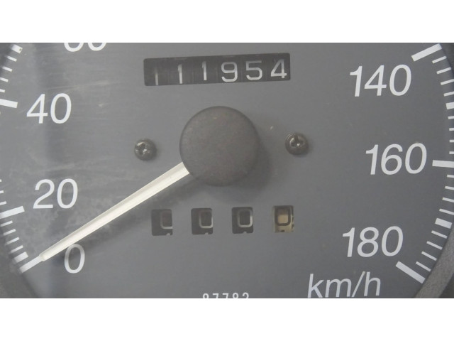 Панель приборов 8301097205, 1573905302 Daihatsu Sirion