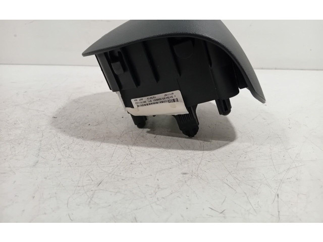 Подушка безопасности водителя 98072114ZD   Peugeot 2008 I