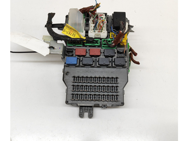 Блок предохранителей 38200SEFE43 Honda Accord