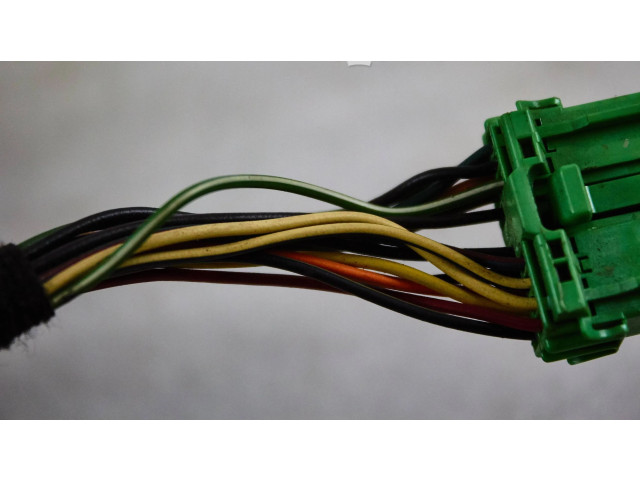 Зеркало электрическое Volvo XC90 2007 - 2014 года