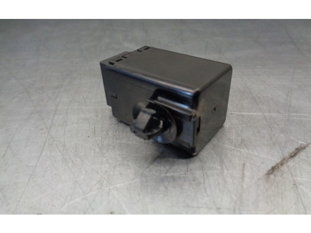 Блок предохранителей 952403T200 Hyundai i10