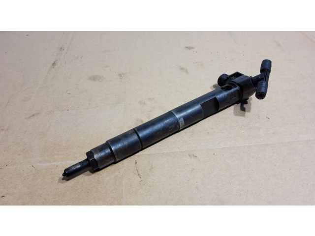 Vstřikovač A6510700587 Mercedes-Benz E W212 pro naftový motor 2.5