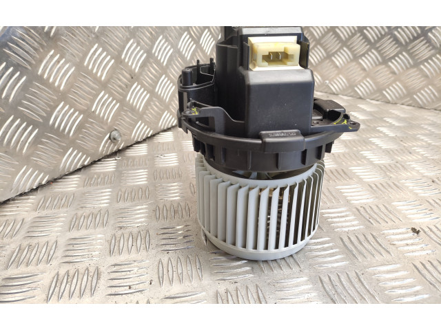 Вентилятор печки    DT116243   Renault Clio V