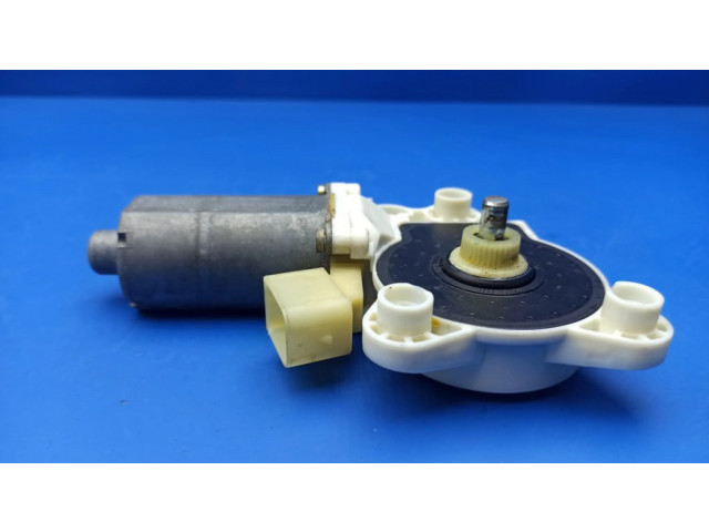 Передний двигатель механизма для подъема окон