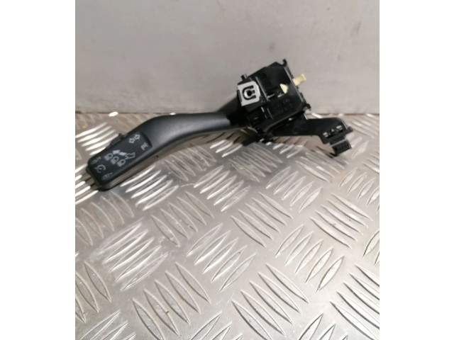 Zámek zadních dveří 1K0953513G, 01103512 Skoda Superb B6 (3T) 2009