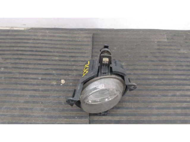 Передняя противотуманная фара