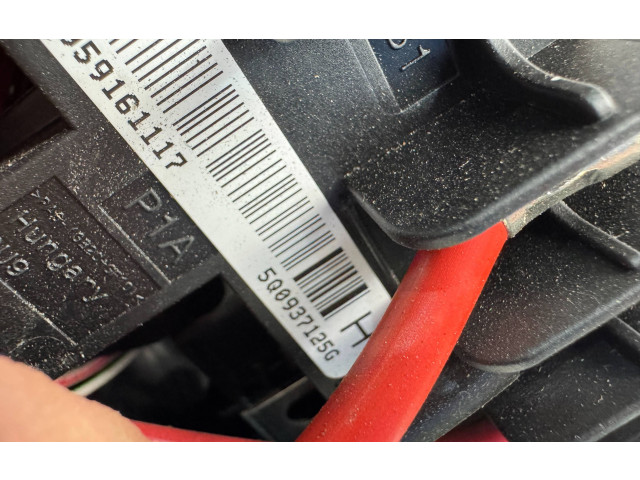 Блок предохранителей 5Q0907361G Skoda Karoq