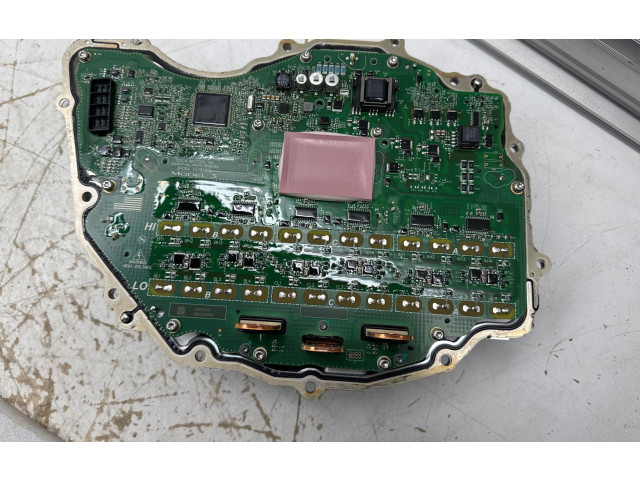 Řídící jednotka 108569320F, 108659214H Tesla Model Y 2022