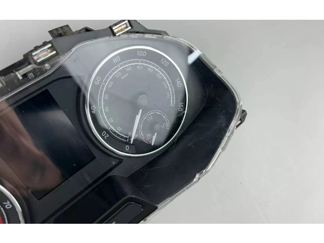 Панель приборов 654920940C   Skoda Kamiq       