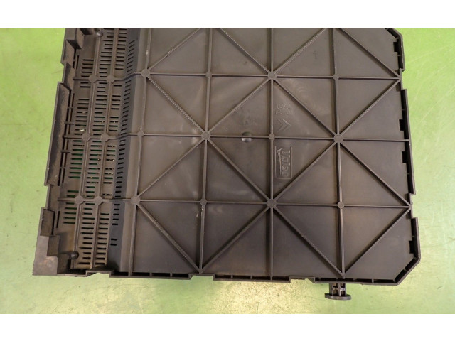 Блок предохранителей 9663798480P08-00 Citroen C4 I