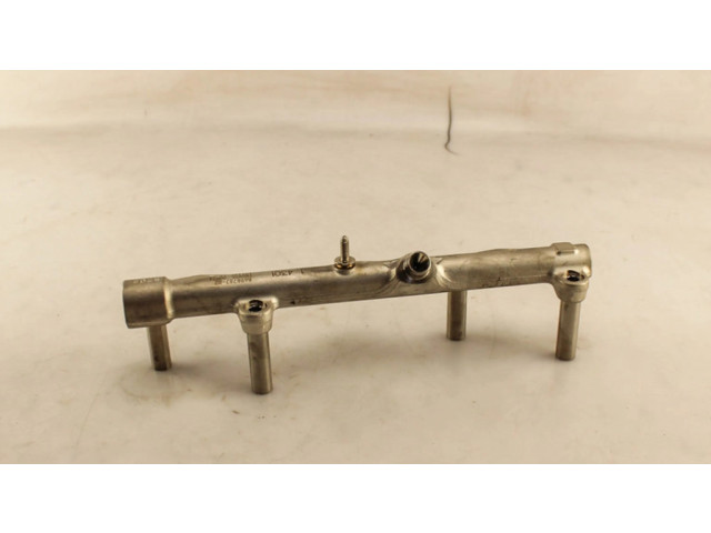 Топливная рампа 8698787 BMW X5 G05 3.0