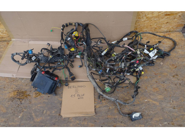 Блок предохранителей Citroen Berlingo