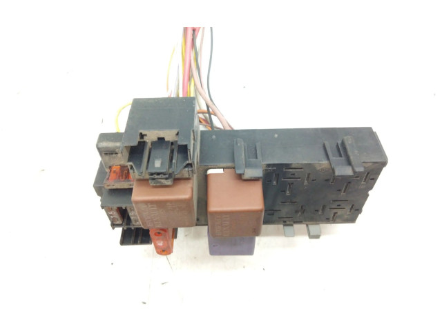 Pojistková skříňka Řídící jednotka BSM 7703297193 Renault Megane I 1998