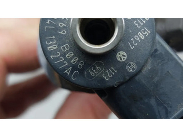 Vstřikovač 04L130277AC, 04L130277 Audi A3 S3 8V pro naftový motor 2.0 CRLB