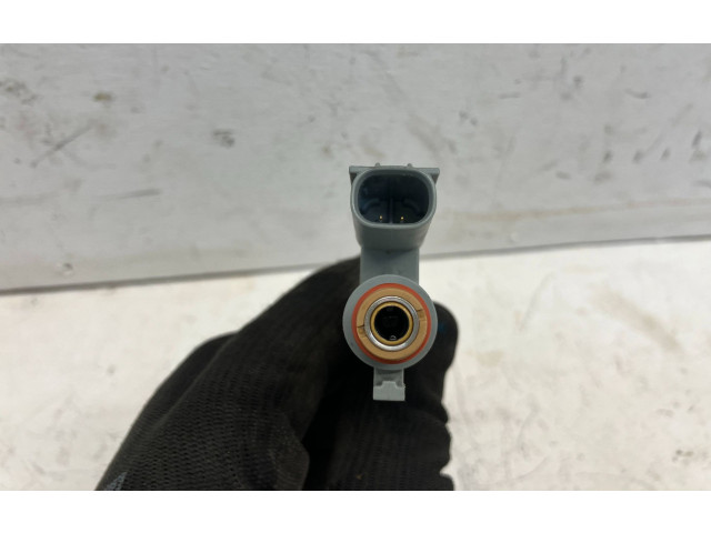 Vstřikovač 2325025020 Toyota RAV 4 (XA50) A25A