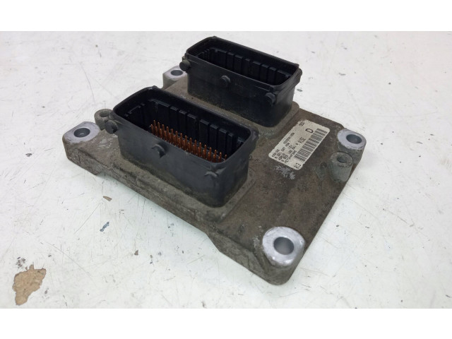 Блок управления двигателем Блок управления Fiat Albea
