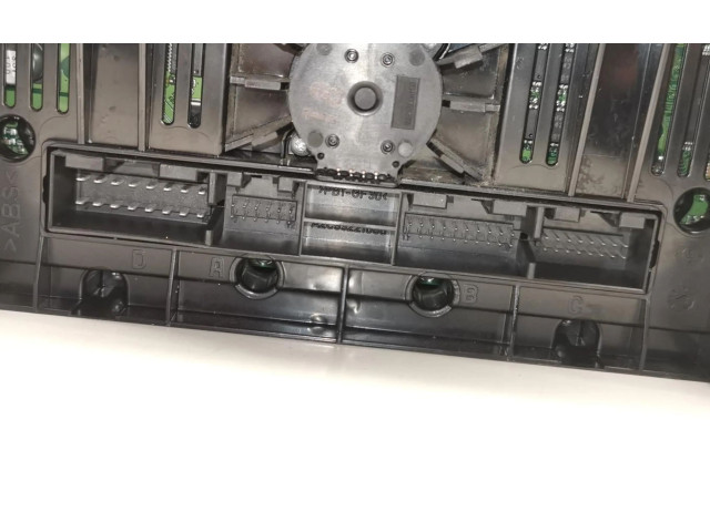 Блок управления климат-контролем 8U0820043J Audi Q3 8U