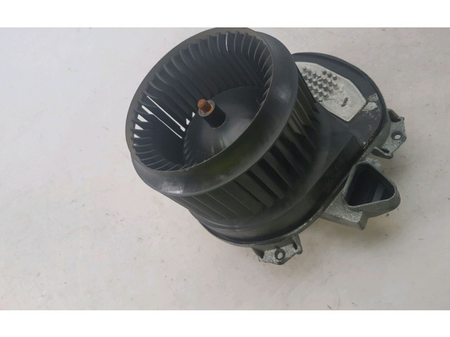 Вентилятор печки    2469061601   Mercedes-Benz GLA W156