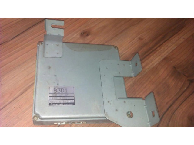 Řídící jednotka b3d118881c, b3d1 Mazda 121 1994