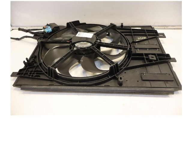 Электрический вентилятор радиаторов 9806313580 Peugeot Partner III