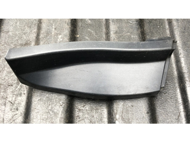 Отделка (ленточка) заднего фонаря