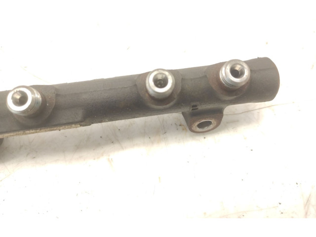 Vstřikovací lišta 9685297580, 9670076780 Mazda 5