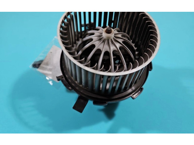 Вентилятор печки    IMPRK1401447   Audi Q5 SQ5