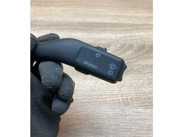 Ручка стеклоочистителей 1K0953519A, Used Volkswagen Caddy