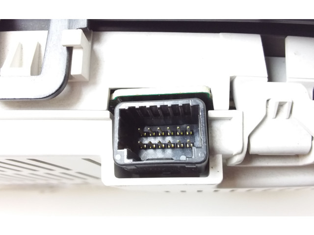 Přístrojová deska Nissan Navara D40 2006 VP5NFF10849, 24810EB22C