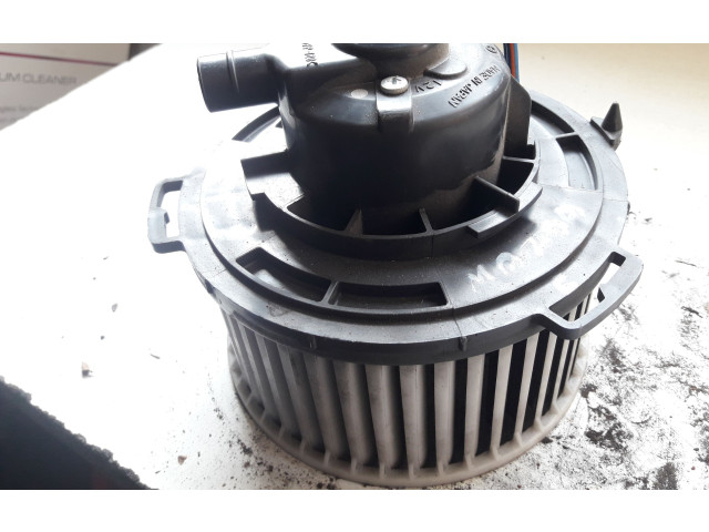 Вентилятор печки    8940000260   Mazda 6