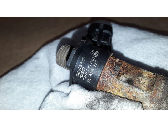 Vstřikovač 15062058F, 0445115067 Chrysler Grand Voyager V pro naftový motor 2.8