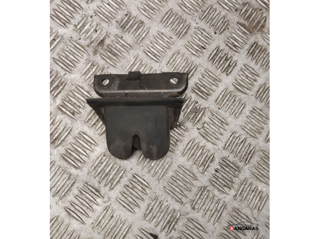 Замок багажника     Audi A6 S6 C5 4B 1997 - 2005 года