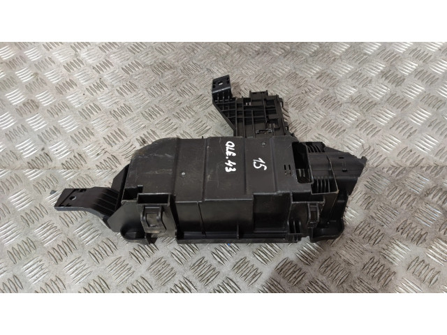 Pojistková skříňka A1665452900 Mercedes-Benz GLE (W166 - C292) 2017